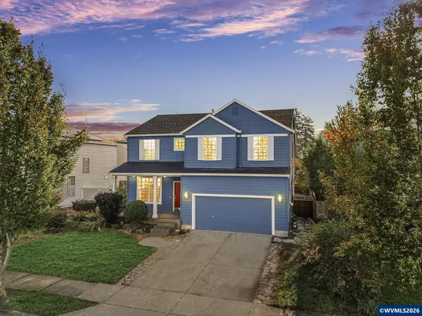 2548  Edgewater Dr, Woodburn, OR 97071