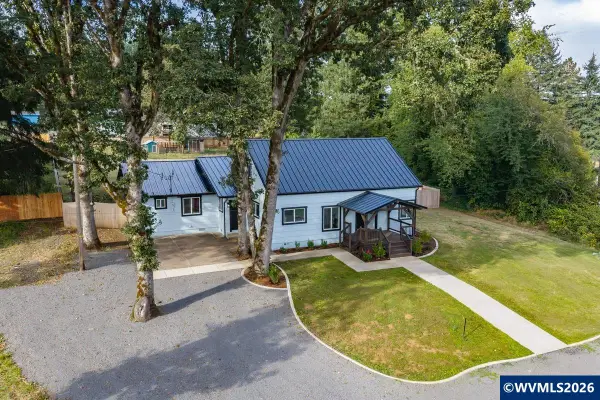 40352  Holley Heights Lp, Sweet Home, OR 97386