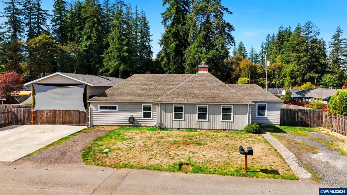 675 SW Parkside Dr, Mill City, OR 97360 - #1
