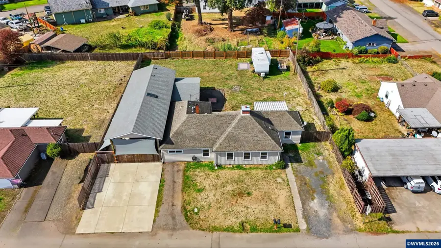 675 SW Parkside Dr, Mill City, OR 97360 - #2
