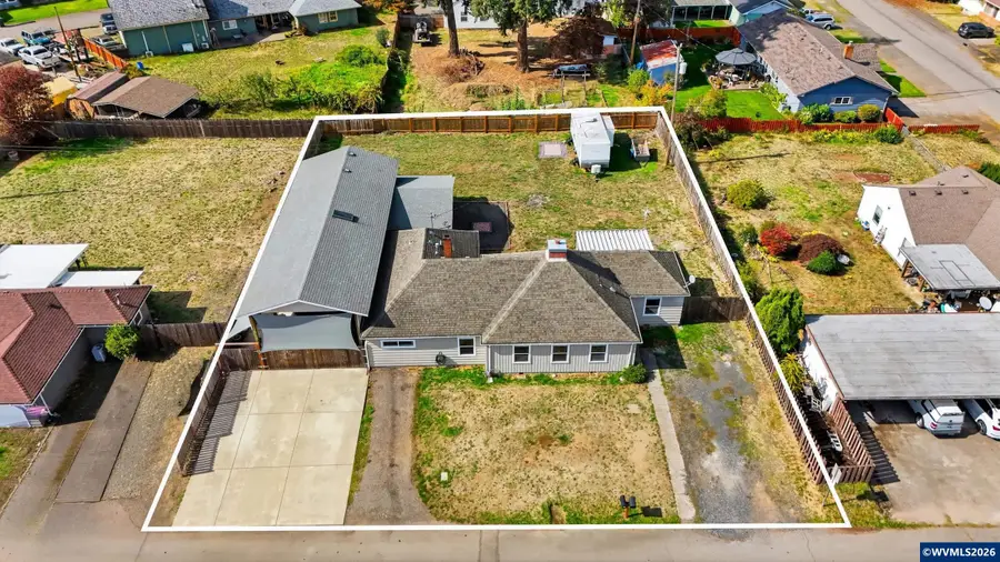 675 SW Parkside Dr, Mill City, OR 97360 - #3