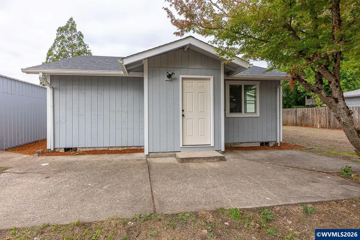 1850 S 9th St, Lebanon, OR 97355 - #1