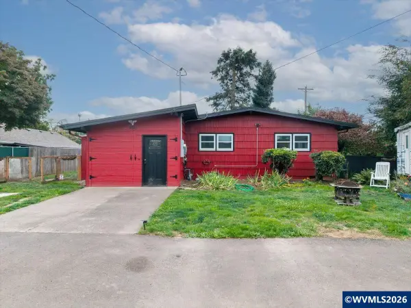 404  36th Av NE, Salem, OR 97301