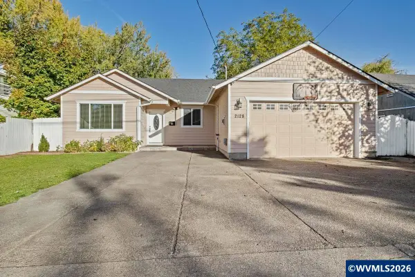 2128  Bruce St NE, Salem, OR 97301