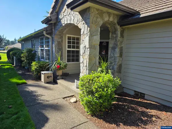 6425  Castle Lake Ct N, Keizer, OR 97303