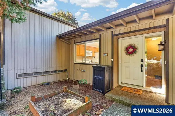 1223  Karen Wy NW, Salem, OR 97304