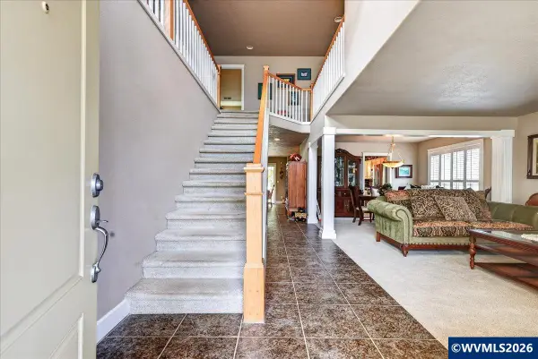 2442  Broadway St NW, Albany, OR 97321