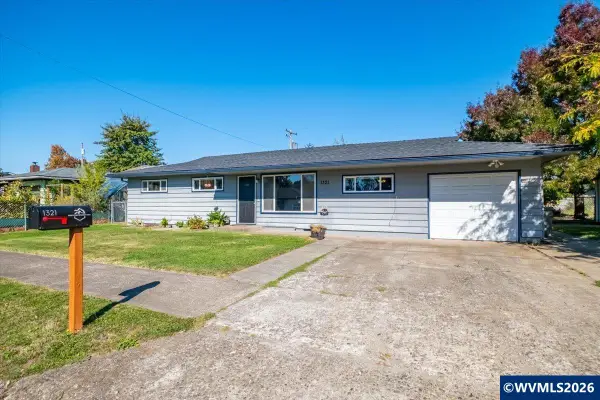 1321  28th Av SE, Albany, OR 97322