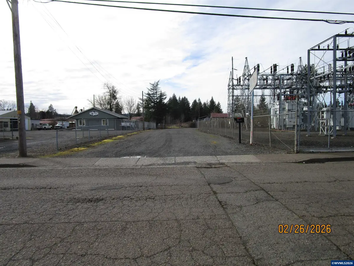 TL 3500  18th (off of) Av, Sweet Home, OR 97386 - #1