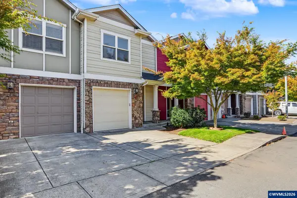 211  Silver (2H) St, Silverton, OR 97381