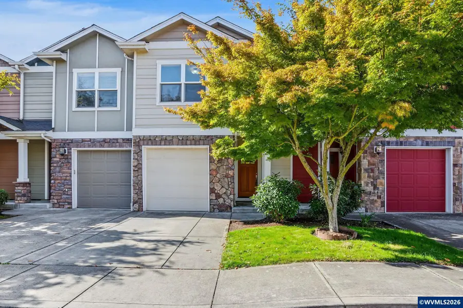 211  Silver (2H) St, Silverton, OR 97381 - #2