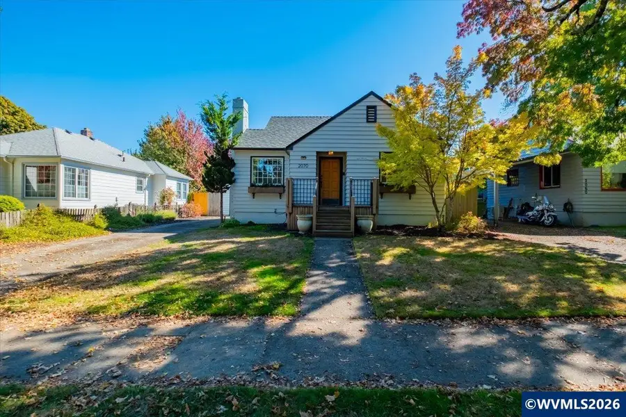 2070  19th St NE, Salem, OR 97301 - #3