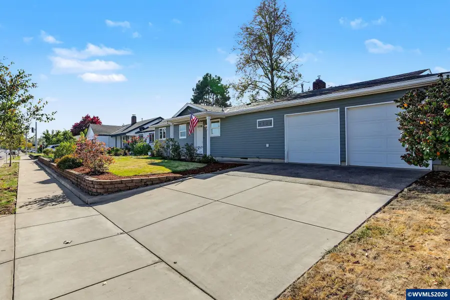 3304  Hill St SE, Albany, OR 97322 - #2