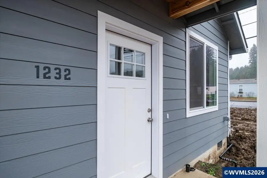 1230  49th Av, Sweet Home, OR 97386 - #2