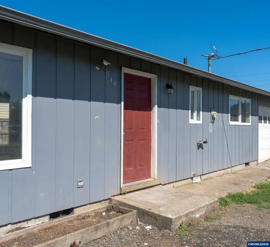 544 SW 1st St, Sheridan, OR 97378 - #3