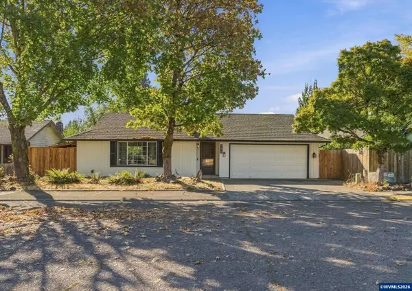 740 W Maple St, Lebanon, OR 97355