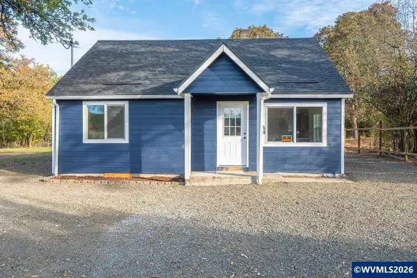 40121  Lacomb Dr, Lebanon, OR 97355