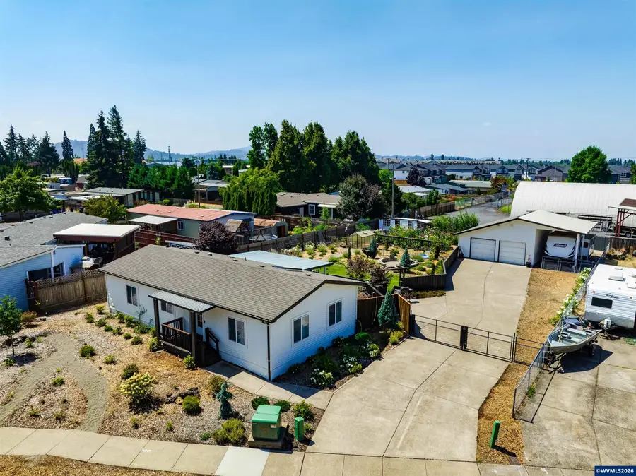 2226  32nd St, Springfield, OR 97477 - #2