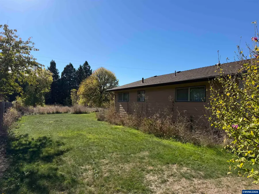 31960  Griffith Dr, Tangent, OR 97389 - #2