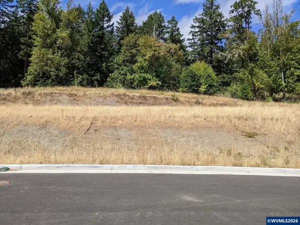 3881 NW Goldfinch Dr, Corvallis, OR 97330