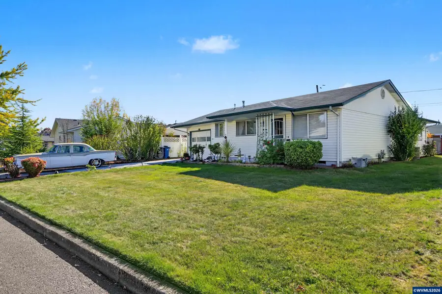 1306  Hampton Wy, Woodburn, OR 97071 - #3