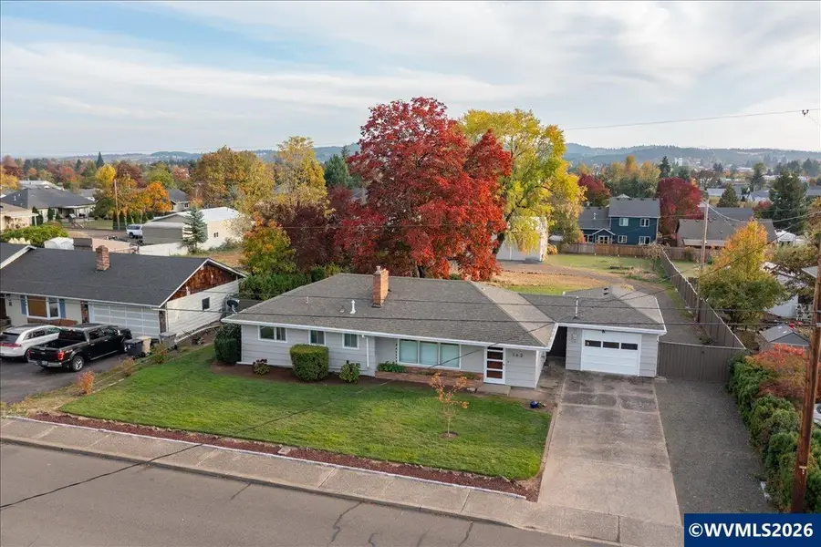 163 NW Reed Ln, Dallas, OR 97338 - #2