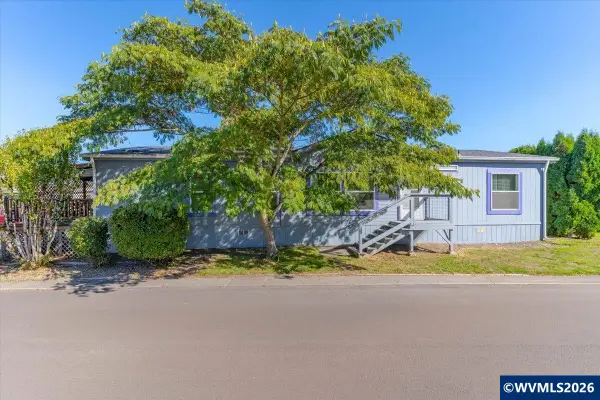 141 S 17th St, Independence, OR 97351