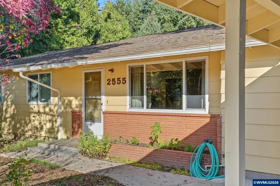 2555 NE Seavy Cir, Corvallis, OR 97330 - #3