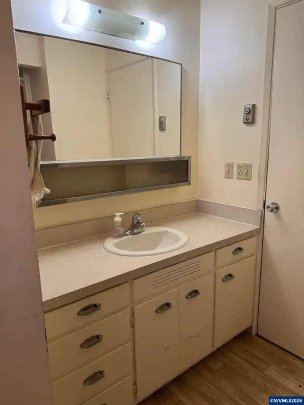 485 E 36 Av, Eugene, OR 97405