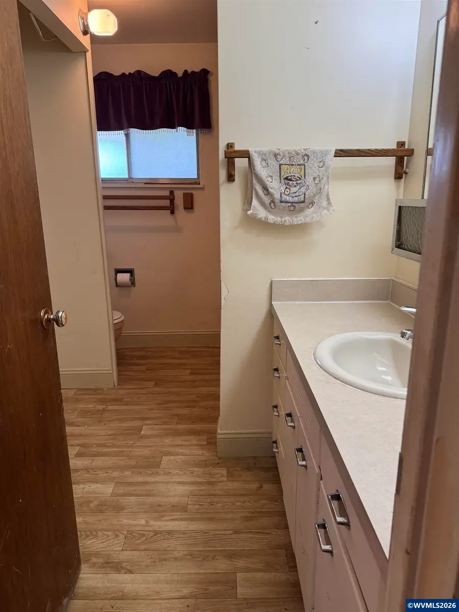 485 E 36th Av, Eugene, OR 97405 - #2