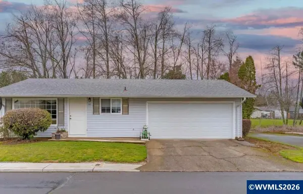 955  Genie St SE, Salem, OR 97306