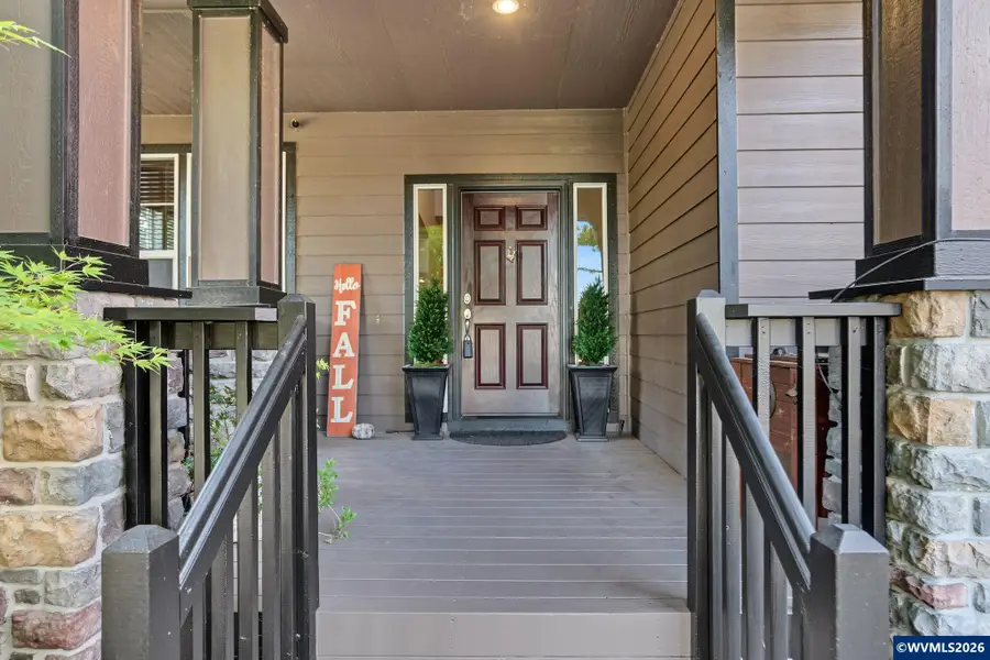 423  Stellers Eagle St NW, Salem, OR 97304 - #3