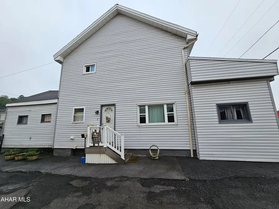 2547 Union Avenue, Altoona, PA 16602 - Image #2