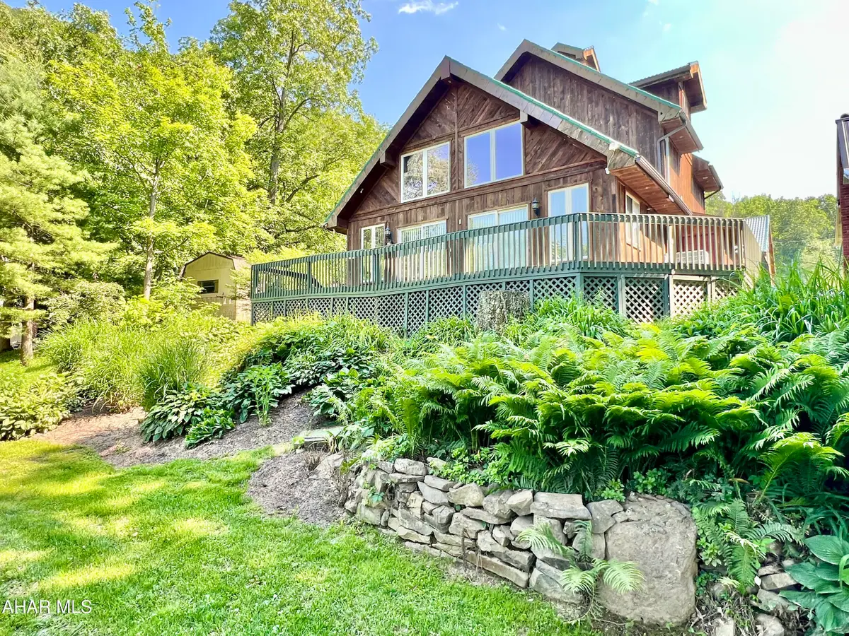 124 Long Bend Beach Road, Hopewell, PA 16650 - Image #1