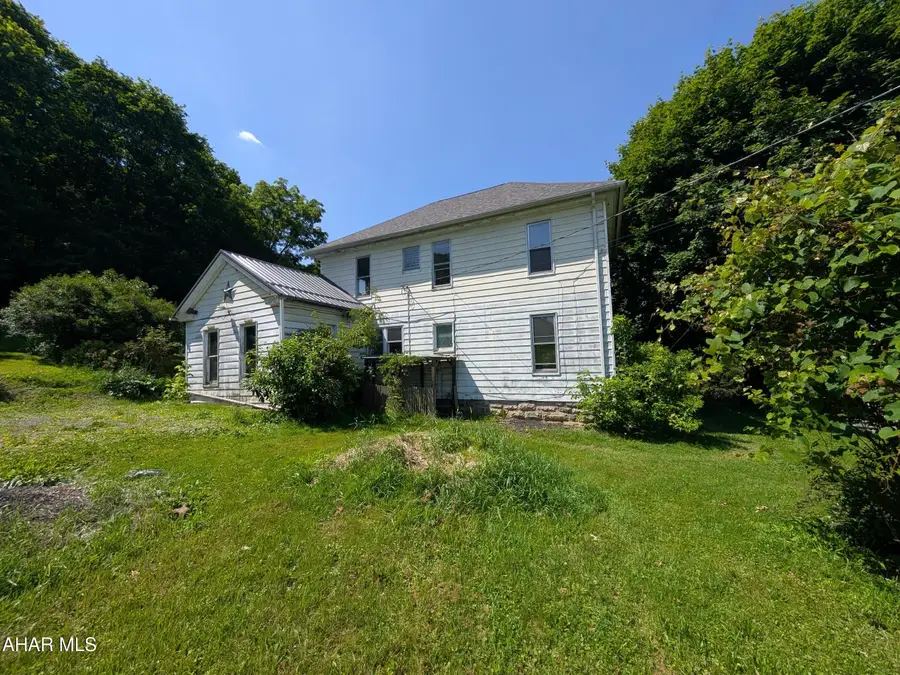 610 Saint Peters Street, Petersburg, PA 16669 - Image #2