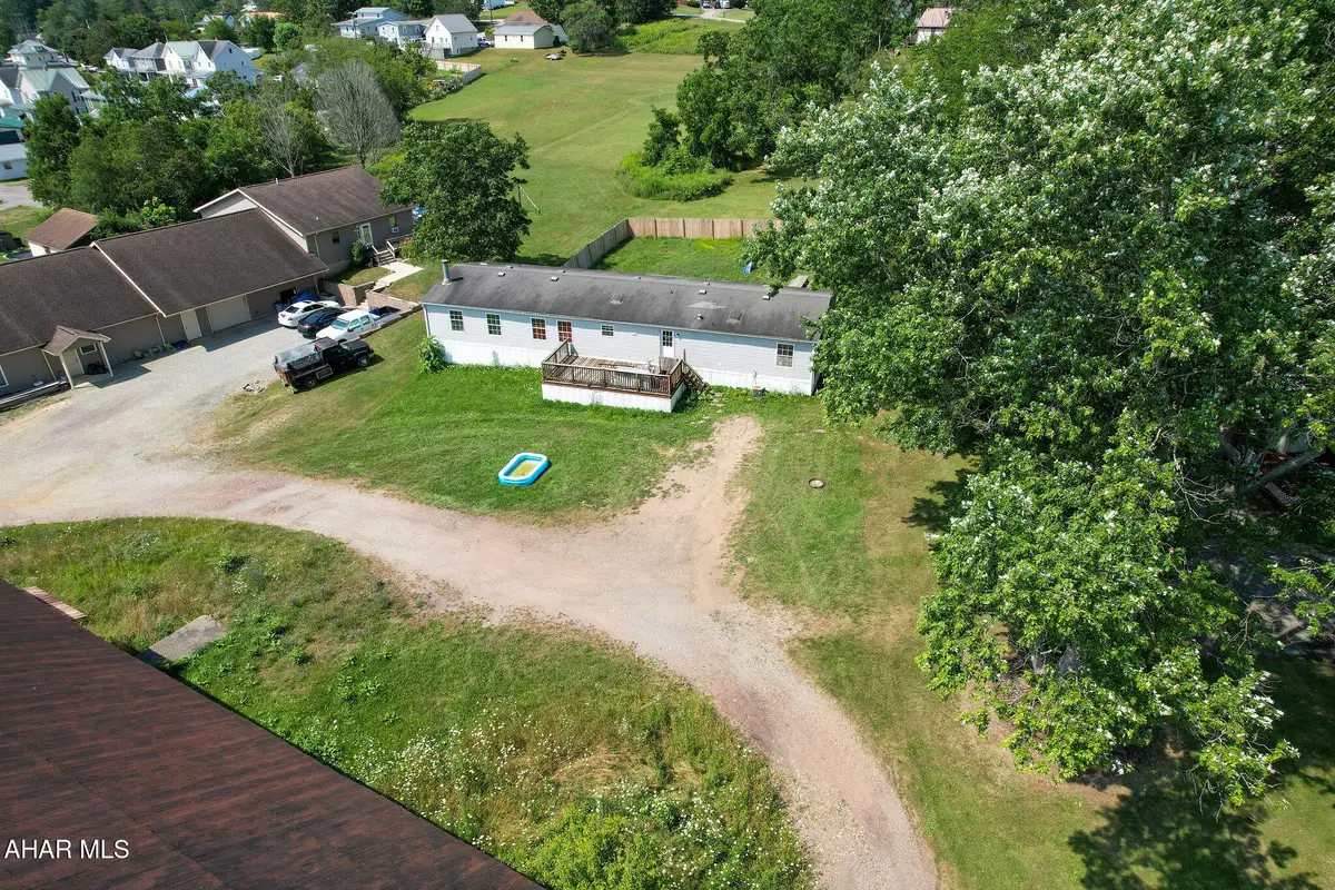 908 S Park Avenue, Somerset, PA 15501 - Image #1