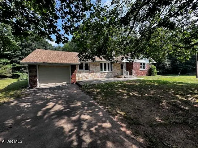 1217 Barton Road, Breezewood, PA 15533 - Image #1