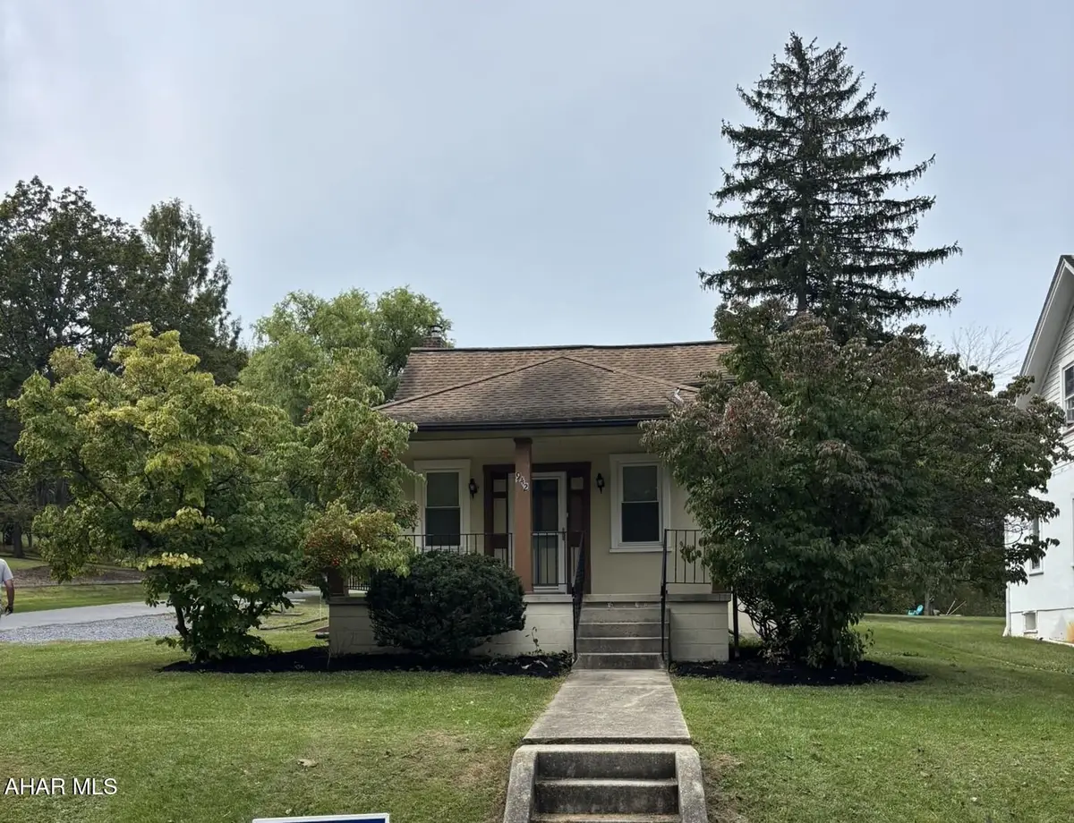 942 S Juliana Street, Bedford, PA 15522 - Image #1