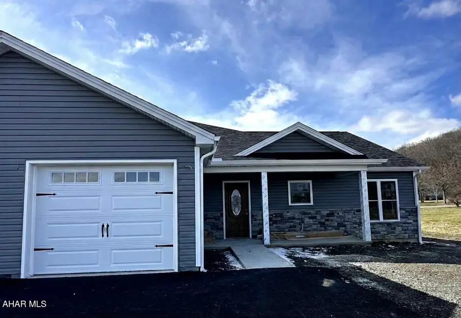 121 Red Tail Circle, Duncansville, PA 16635 - #2