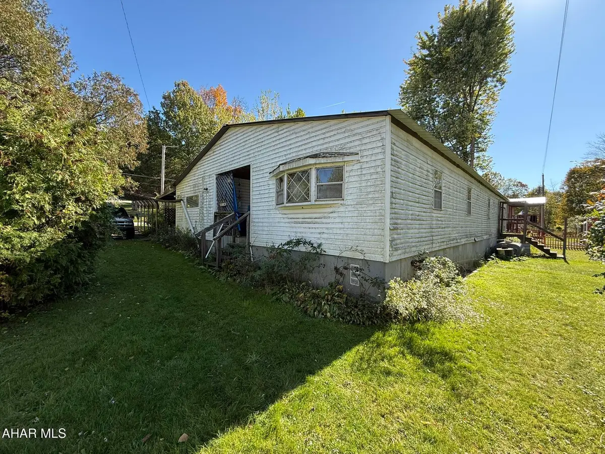 476 Wilbur Forest Drive, East Freedom, PA 16637 - Image #1