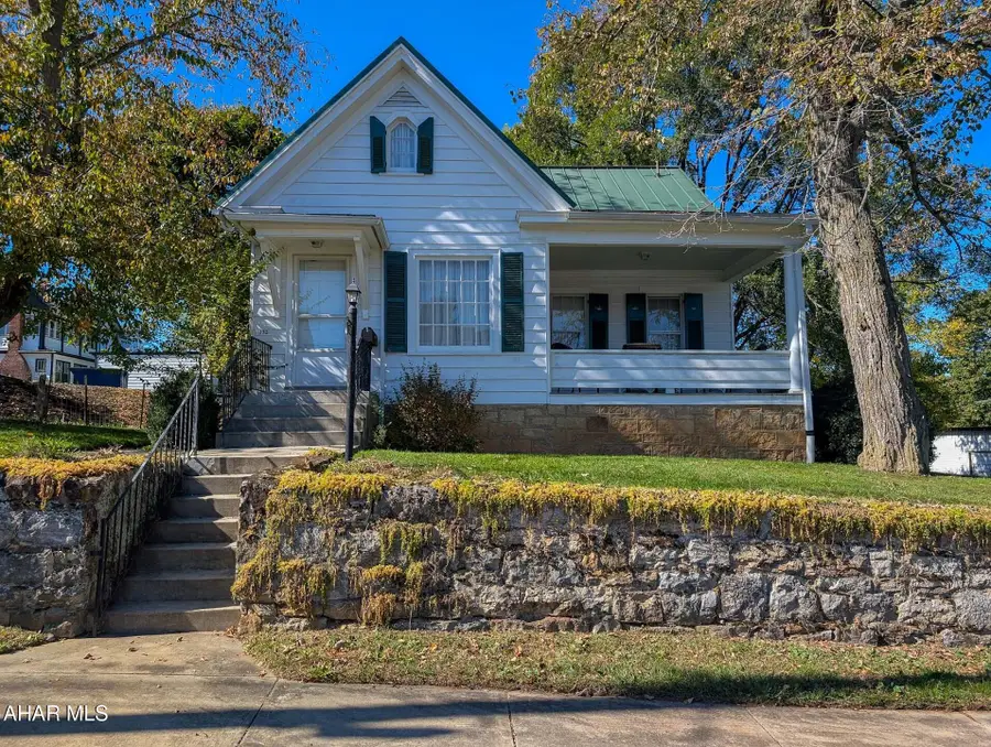 132 S Thomas Street, Bedford, PA 15522 - Image #3