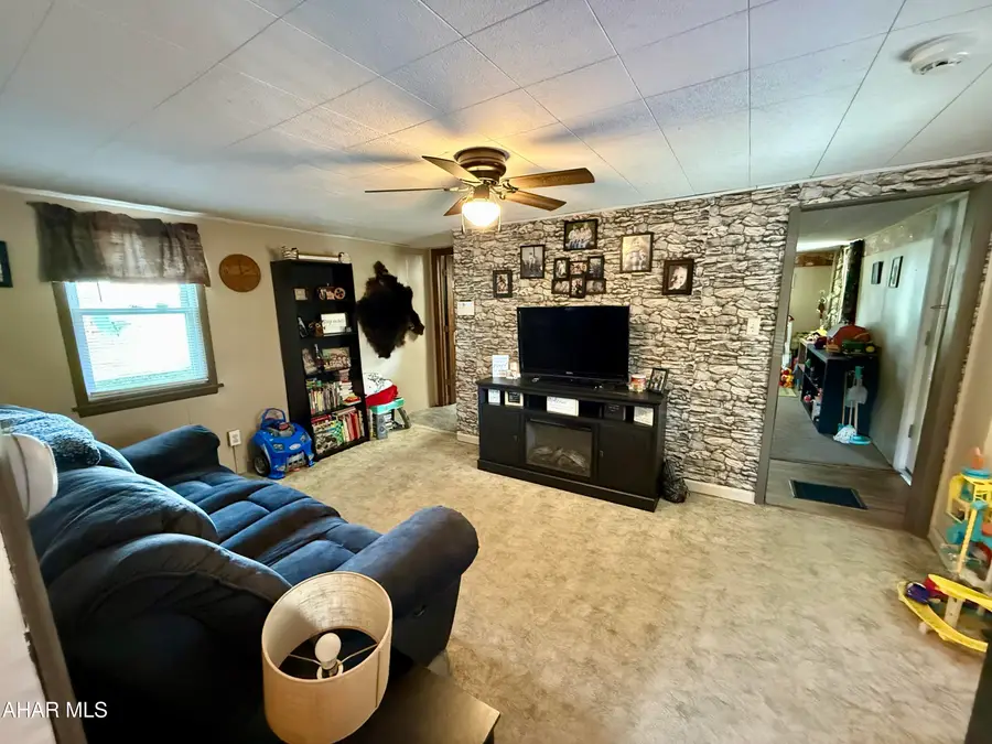 183 Pealer Street, Williamsburg, PA 16693 - #2