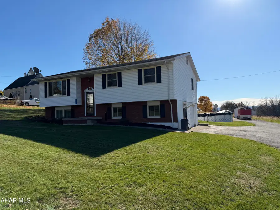 75 Frosty Hollow Road, Woodbury, PA 16695 - Image #2