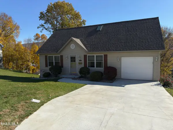 423 Grant Avenue, Altoona, PA 16602