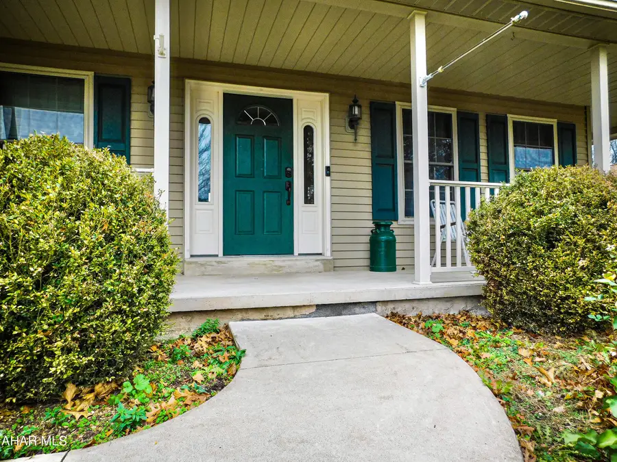 1114 W Springfield Drive, Bellefonte, PA 16823 - Image #2