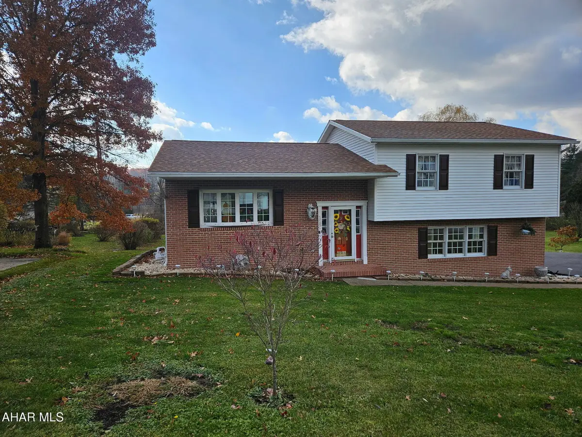 118 Sarah Drive, Altoona, PA 16601 - Image #1