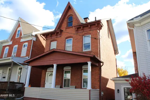 1023 22nd Avenue, Altoona, PA 16601