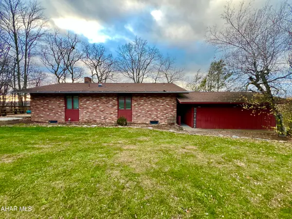 1981 Cove Mountain Road, Martinsburg, PA 16662