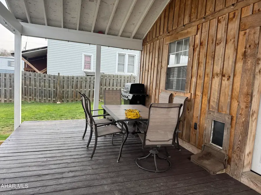 616 Caldwell Avenue, Portage, PA 15946 - Image #3