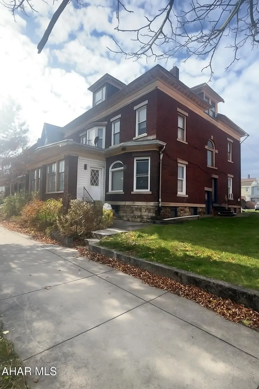 2814 Broad Avenue, Altoona, PA 16601 - Image #2